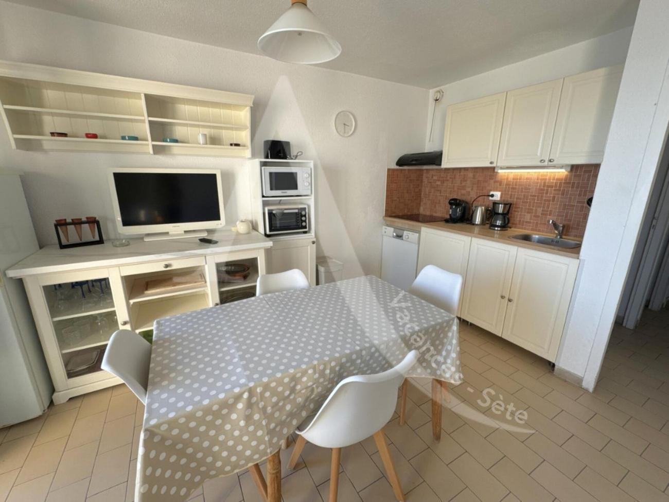 40 M², 1Ere Ligne Mer, Dernier Etage Avec Ascenseur Sète Exterior foto